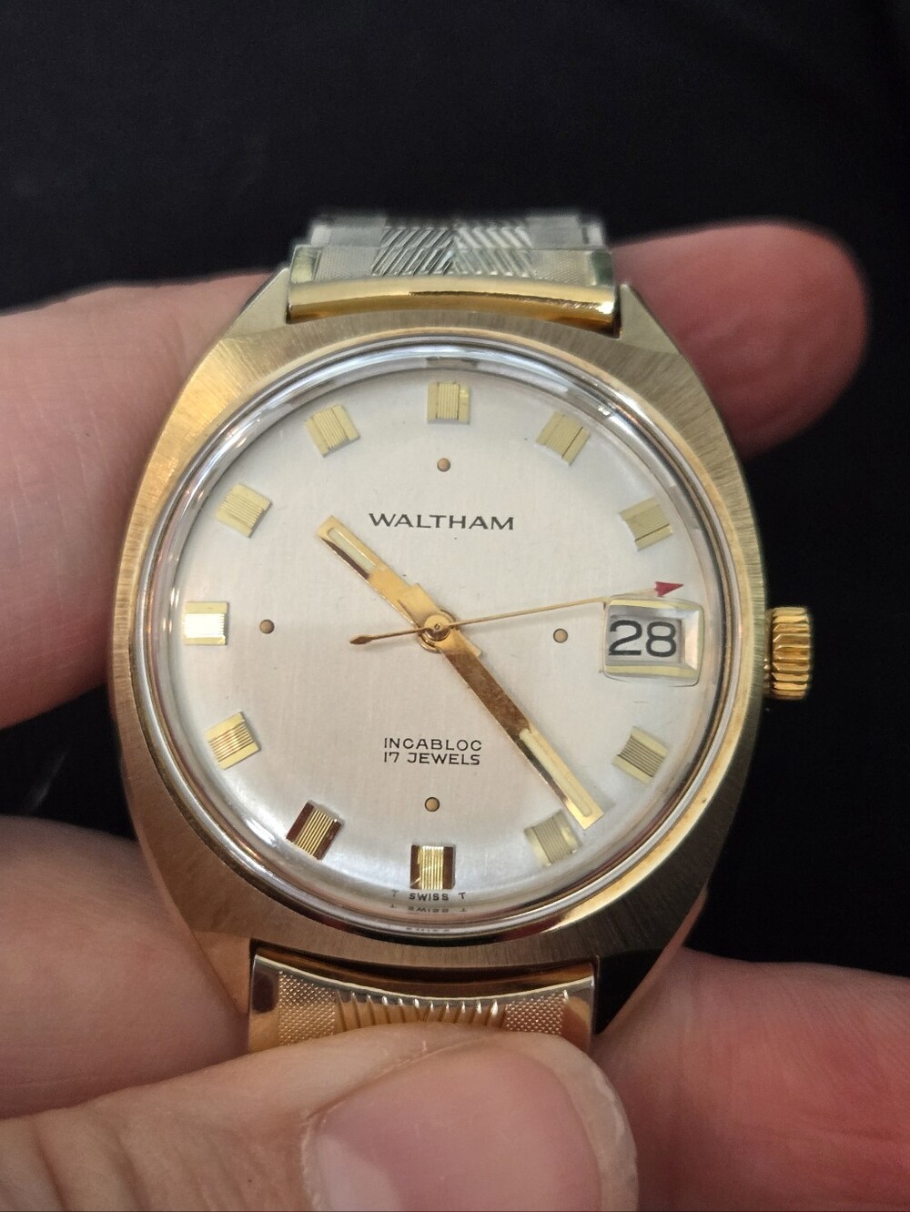 Mens' Waltham Mechanical Watch